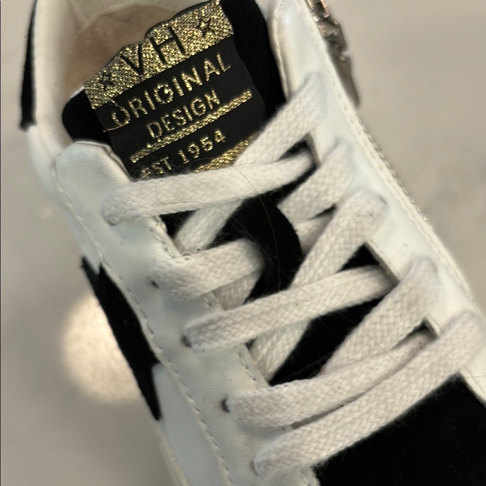 Kids Vintage Havana Black and White Sneakers SZ2